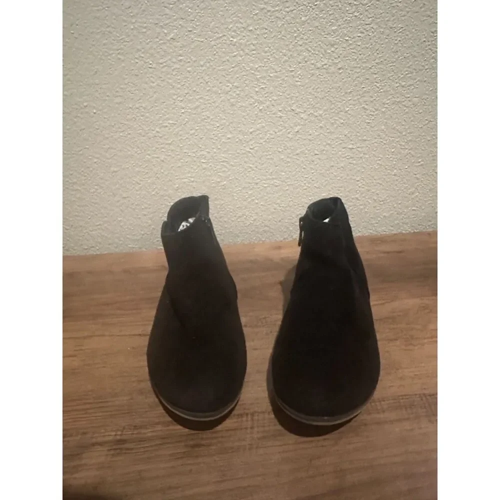 Cat & Jack Black Girl Ankle Booties Size 13